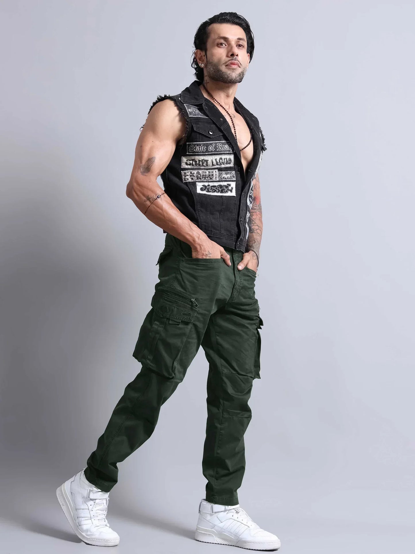 LOOKS Water & Stain Proof - 3 Cargo Pants